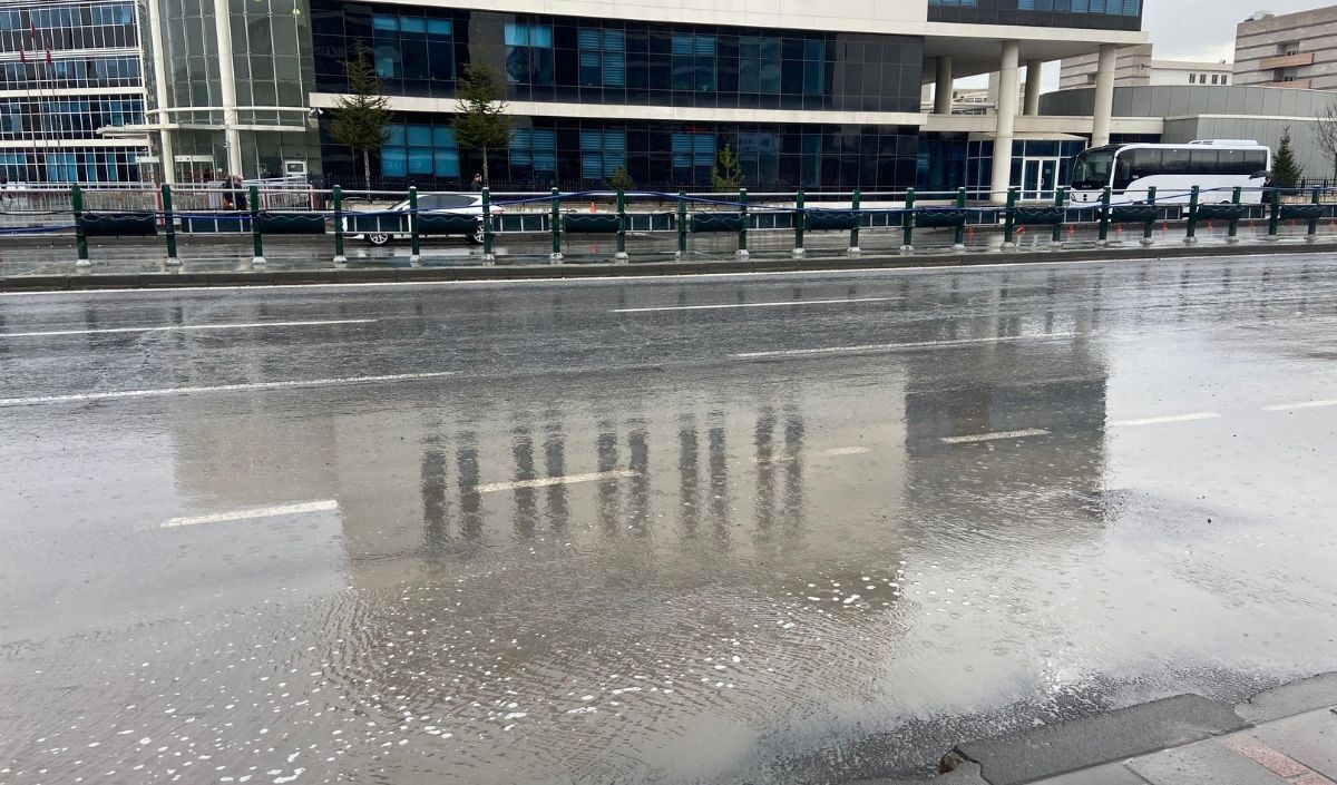 Kayseri’de Hava Alarmı! Yağış Ve Fırtına Geliyor (2)