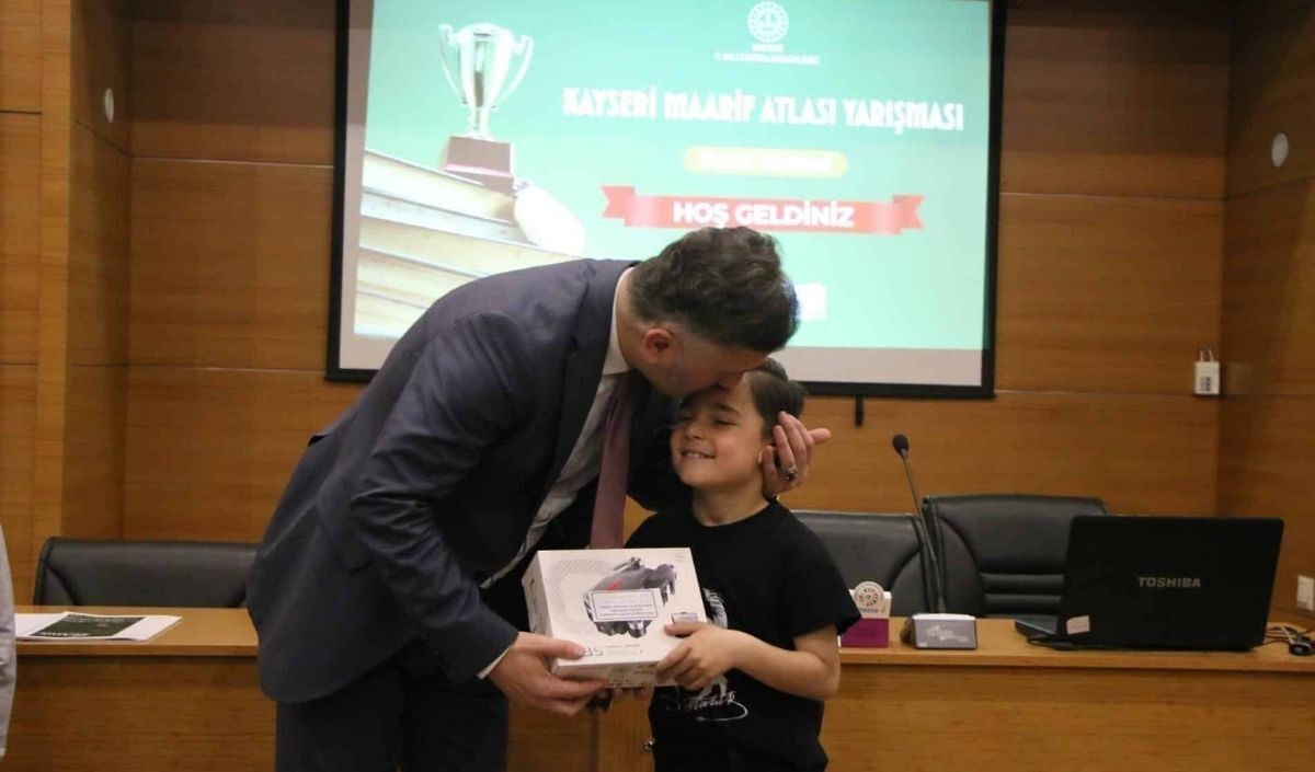 Kayseri’de Maarif Atlası Yarışmasında Ödül Töreni (1)