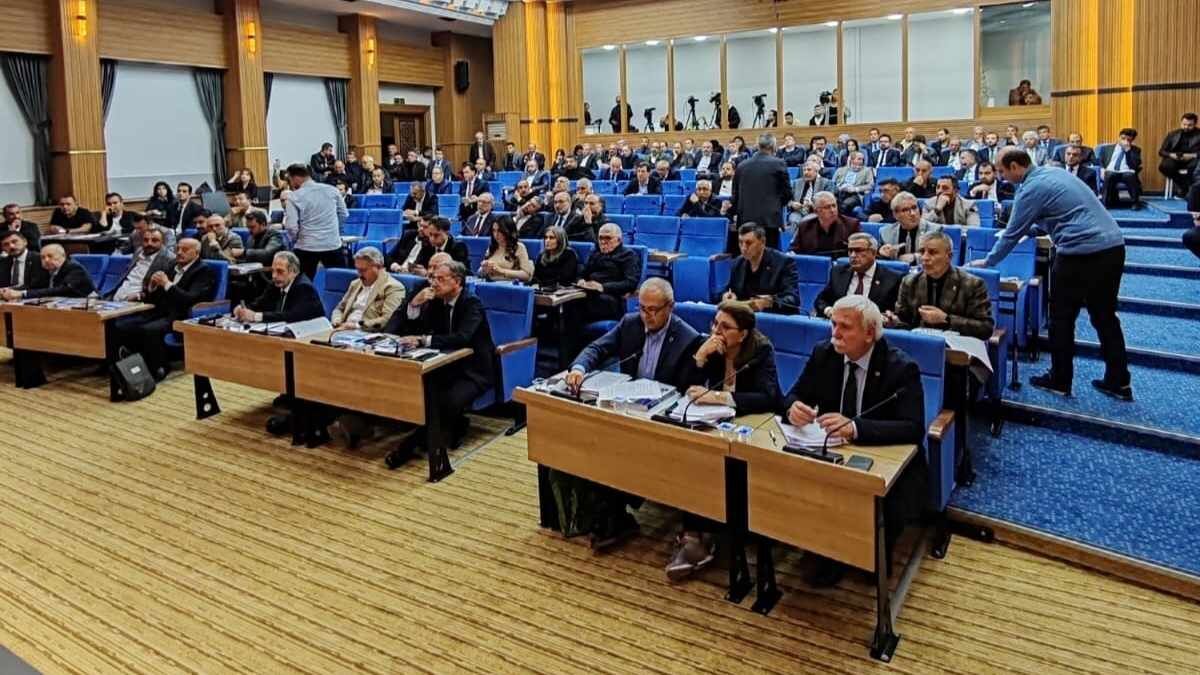 Kbb Meclis Tartışması (4)