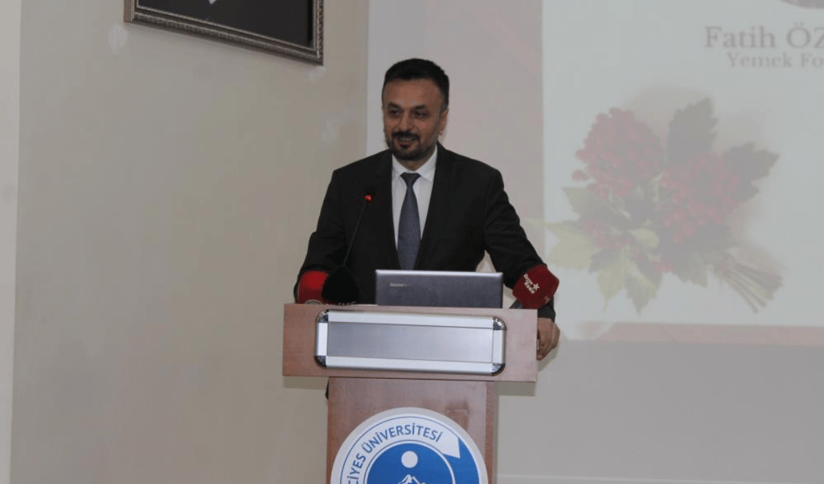 Şükrü Dursun 1